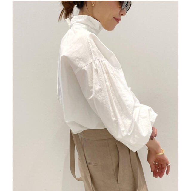 L'Appartement DEUXIEME CLASSE(アパルトモンドゥーズィエムクラス)の新品L'Appartement【グッドグリーフ】Gather Blouse   レディースのトップス(シャツ/ブラウス(長袖/七分))の商品写真