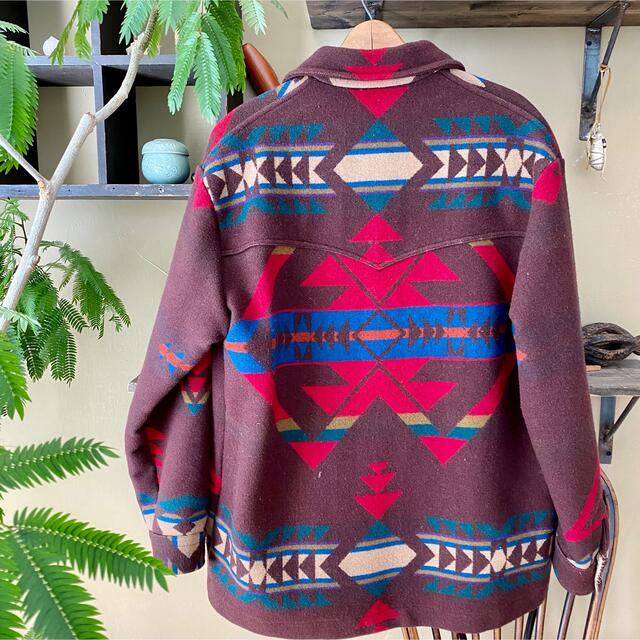 PENDLETON(ペンドルトン)の【ヴィンテージ】70s USA製 PENDLETON ネイティブ柄 メンズのジャケット/アウター(ステンカラーコート)の商品写真