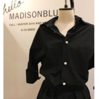 マディソンブルー(MADISONBLUE)のMADISON BLUE パールボタンシャツ【訳あり】(シャツ/ブラウス(長袖/七分))