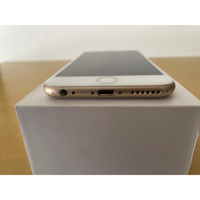 iPhone(アイフォーン)の【お値引き中】iPhone 6s Gold 64 GB SIMフリー スマホ/家電/カメラのスマートフォン/携帯電話(スマートフォン本体)の商品写真