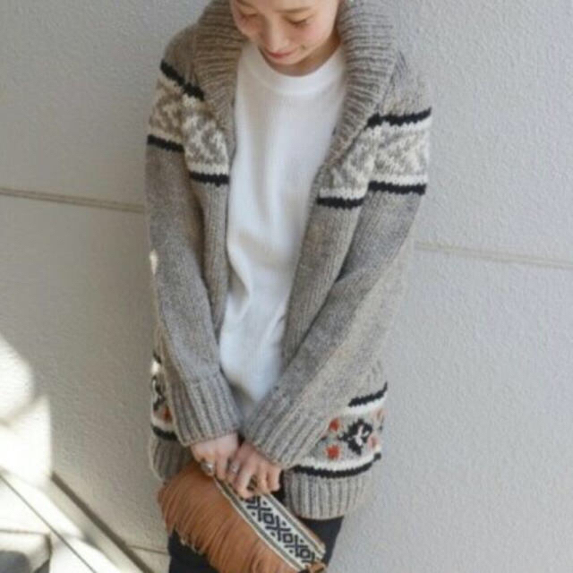 Khaju - カージュ カウチン ニット グレー ほぼ新品！ more記載