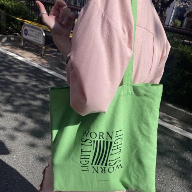 TODAYFUL(トゥデイフル)のyurika akutsu green tote bag レディースのバッグ(トートバッグ)の商品写真