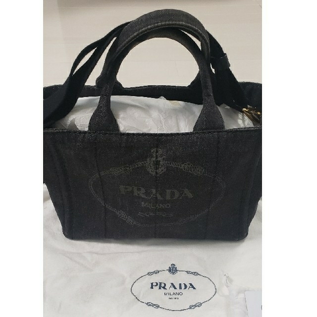 週末限定でお値引きしますPRADA カナパトートバッグ