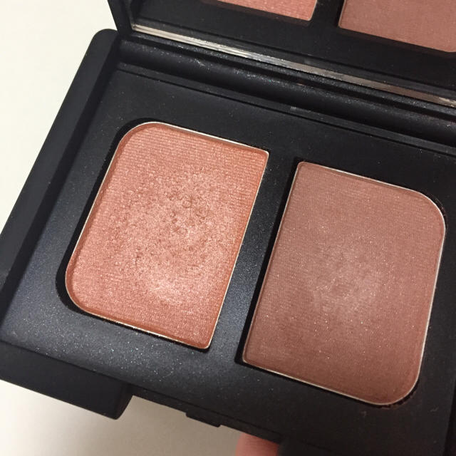 アイ シャドウ nars