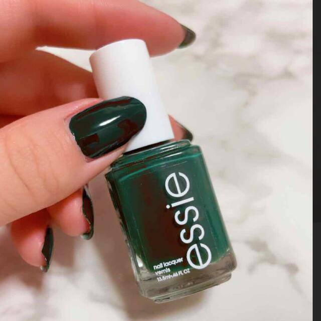 Essie(エッシー)の新品未開封☆essie☆ネイルポリッシュ 706 コスメ/美容のネイル(マニキュア)の商品写真