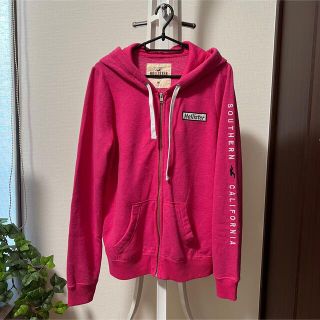 ホリスター(Hollister)のHOLLISTER ホリスター パーカー ピンク 美品(パーカー)