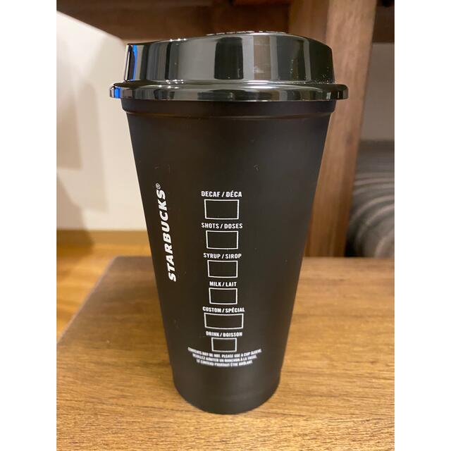 Starbucks Coffee(スターバックスコーヒー)の★ 北米限定 ★ スターバックス リユーザブルカップ オールブラック ゴールド インテリア/住まい/日用品のキッチン/食器(タンブラー)の商品写真