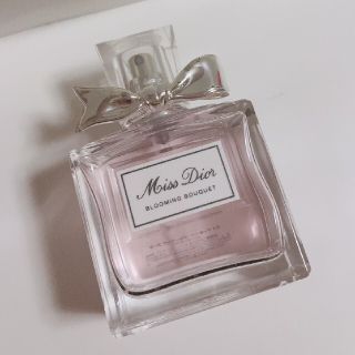 クリスチャンディオール(Christian Dior)のミス ディオール ブルーミング ブーケ オードゥトワレ 50ml(香水(女性用))