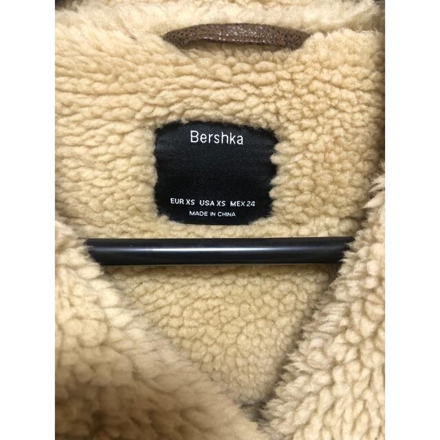 Bershka(ベルシュカ)のBershka ボアジャケット  レディースのジャケット/アウター(ムートンコート)の商品写真