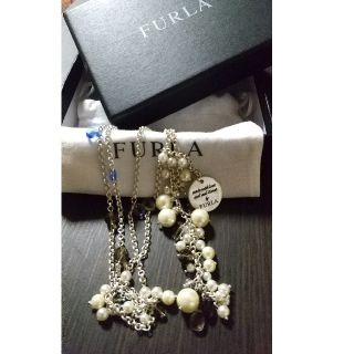 フルラ(Furla)のFURLA(フルラ) ★パール＆SWAROVSKI★Ｙ字型ネックレス(ネックレス)