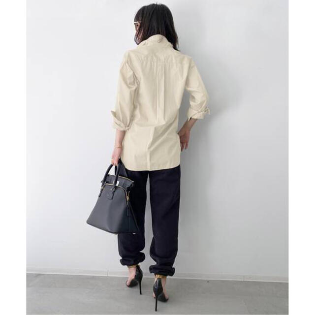 L'Appartement DEUXIEME CLASSE(アパルトモンドゥーズィエムクラス)のTYPEWRITER OVER SIZE SHIRTS レディースのトップス(シャツ/ブラウス(長袖/七分))の商品写真