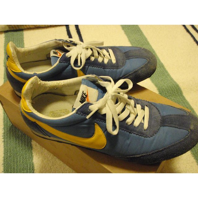 NIKE - ナイキ NIKE スニーカー 26.5 青 黄 オレゴンワッフル NIKE - ナイキ NIKE スニーカー 26.5 青 黄 オレゴンワッフル