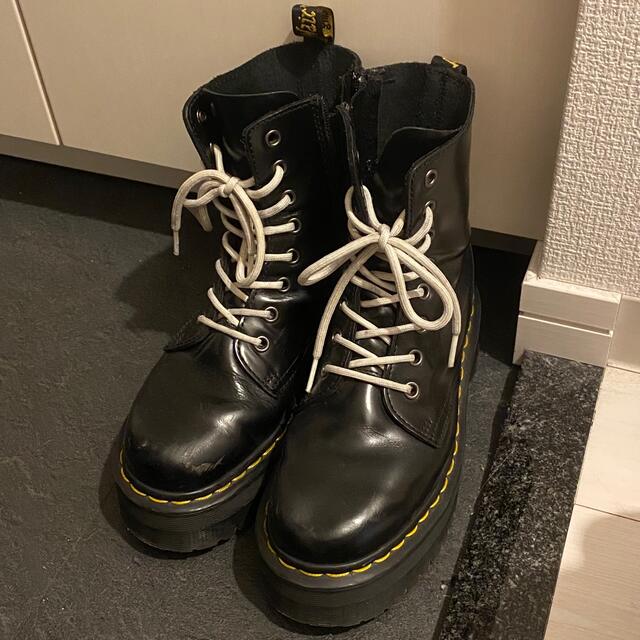 Dr.Martens 8ホール UK4