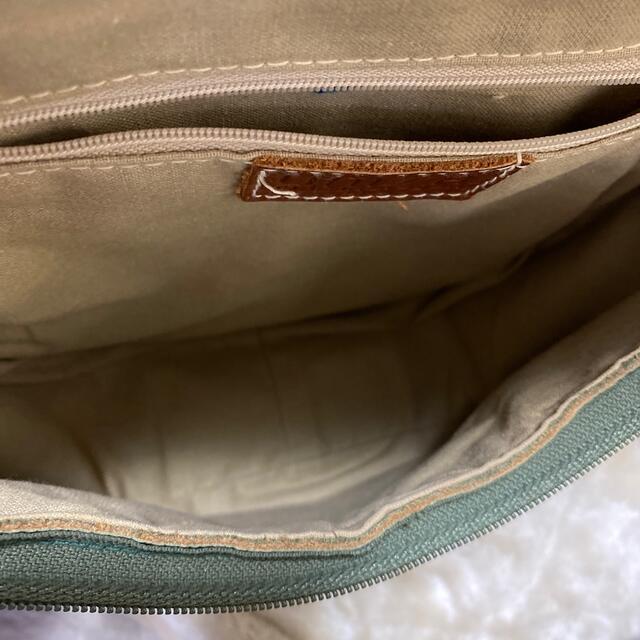 Lochie(ロキエ)の緑　ショルダーバック　古着　used vintage bag  レディースのバッグ(ショルダーバッグ)の商品写真