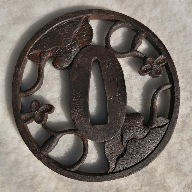 刀の鍔、鍔、鐔、刀、刀装具、武具、骨董品、アンティーク、古美術
