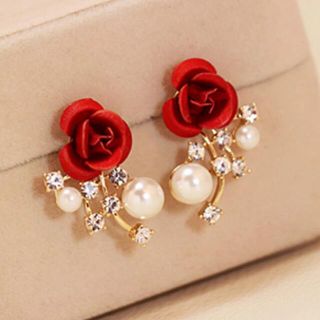 macochi様専用出品　薔薇　パール　ピアス　(ピアス)