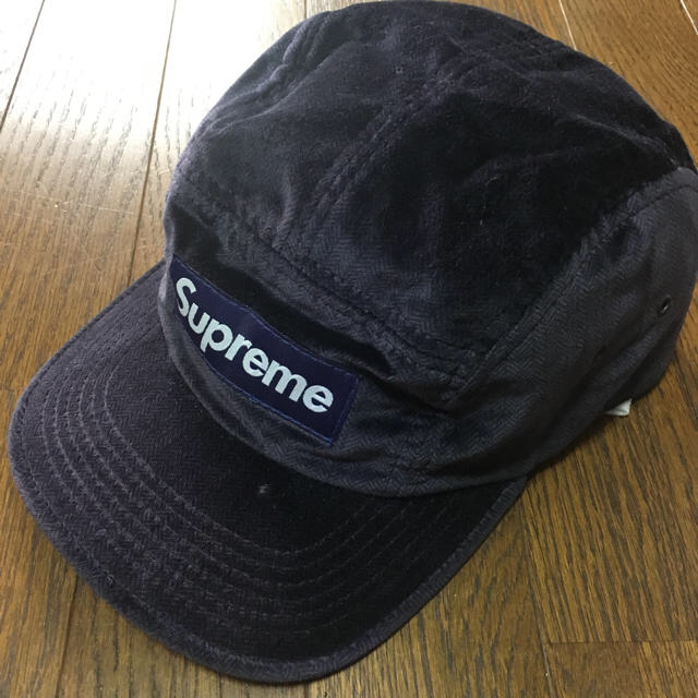 supremeネイビー色ベロア生地キャップ | フリマアプリ ラクマ