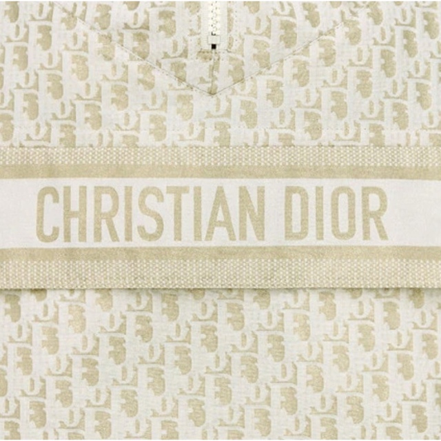 Christian Dior(クリスチャンディオール)のCristianDior ２２ＳＳ　ショートアノラック　Ｓサイズ メンズのジャケット/アウター(ナイロンジャケット)の商品写真