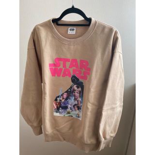 ジーユー(GU)のGU star wars スターウォーズ　ベージュ　スウェット(スウェット)