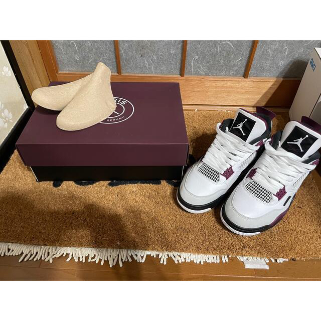 NIKE(ナイキ)のPSG×NIKE AIR JORDAN 4 "WHITE/BORDEAUX" メンズの靴/シューズ(スニーカー)の商品写真