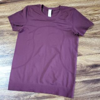 ルルレモン(lululemon)のルルレモン Tシャツ サイズ4(Tシャツ(半袖/袖なし))