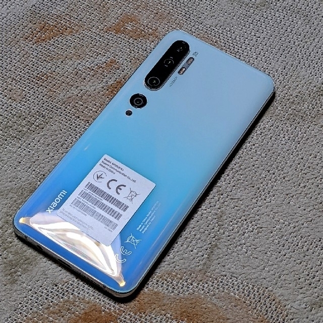 Xiaomi Mi Note 10 グレイシャーホワイト