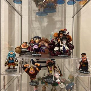 ワンピース ワーコレ 黒ひげ海賊団10体セットの通販 by rena|ラクマ ワンピース ワーコレ 黒ひげ海賊団10体セットの通販 by rena|ラクマ