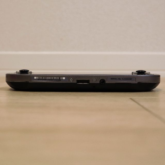SONY PlayStation Vita PCH-1000 美品 3