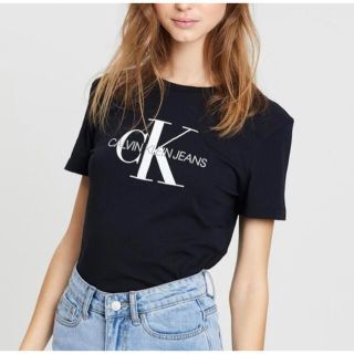 カルバンクライン(Calvin Klein)のCalvin  Klein★カルバンクライン　ロゴTシャツ (Tシャツ(半袖/袖なし))