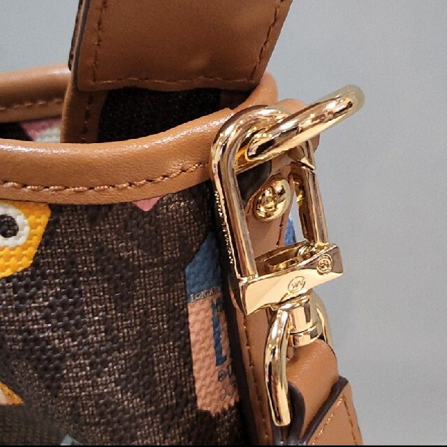 品多く Kors Michael - ラゲージタグ柄 トートバッグ 20AW 極美品 マイケルコース トートバッグ 品多く Kors Michael - ラゲージタグ柄 トートバッグ 20AW 極美品 マイケルコース トートバッグ