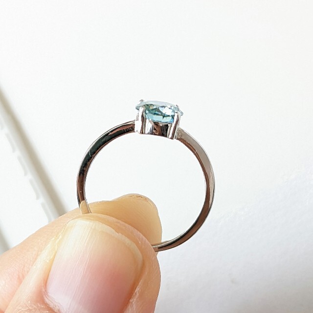 1カラット モアサナイト 11号 美しい ブルー  リング  指輪 レディースのアクセサリー(リング(指輪))の商品写真
