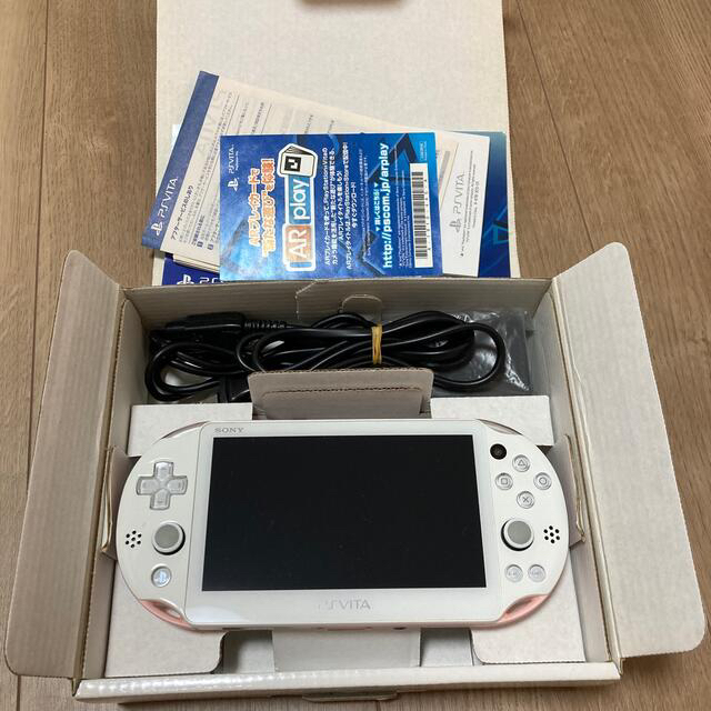 PS vita ライトピンク/ホワイト ジャンク品 部品取り - 携帯用ゲーム機本体
