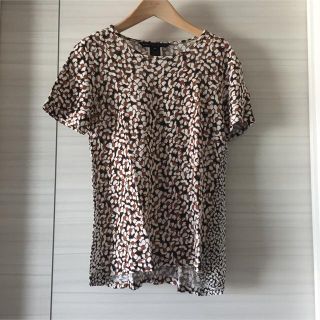 マークバイマークジェイコブス(MARC BY MARC JACOBS)のマークジェイコブス　花柄　豹柄風　トップス(カットソー(半袖/袖なし))