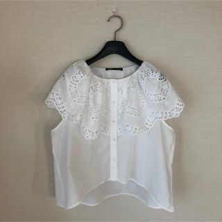 ザラ(ZARA)のZARAザラ　ノースリーブスカラップブラウス　ポプリンブラウス(シャツ/ブラウス(半袖/袖なし))