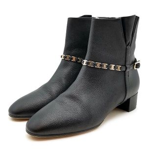 サルヴァトーレフェラガモ(Salvatore Ferragamo)の美品 サルヴァトーレフェラガモ ショートブーツ ヴァラ 03-22020809(ブーツ)