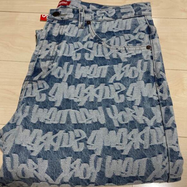 Supreme(シュプリーム)のSupreme Fat Tip Jacquard Regular Jean 34 メンズのパンツ(デニム/ジーンズ)の商品写真