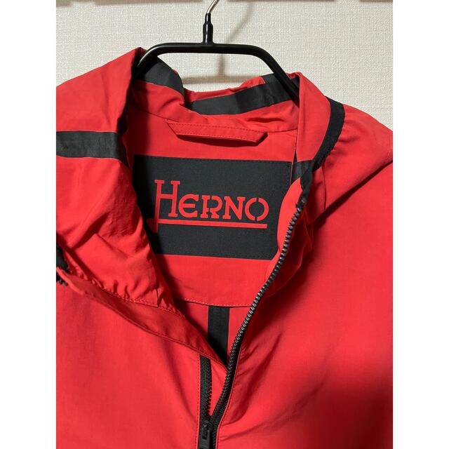 HERNO(ヘルノ)のタグ付き新品未使用　HERNO ヘルノ　ナイロンブルゾン　44 メンズのジャケット/アウター(ナイロンジャケット)の商品写真