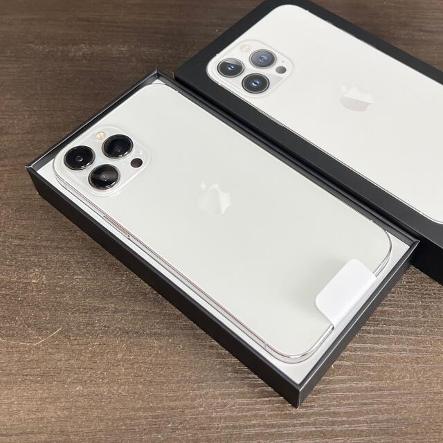 ファッション通販】 iPhone 256GB シルバー Max Pro 東 iPhone13