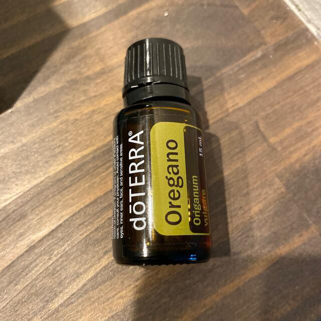 doTERRA(ドテラ)のdoTERRA オレガノ　アロマオイル コスメ/美容のリラクゼーション(エッセンシャルオイル（精油）)の商品写真