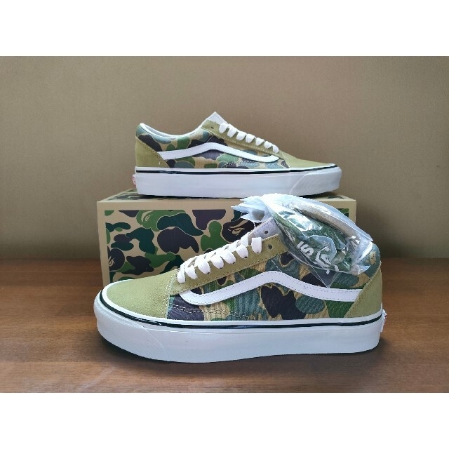 A BATHING APE(アベイシングエイプ)の★【新品未使用】BAPE X VANS ABC CAMO OLD SKOOL M メンズの靴/シューズ(スニーカー)の商品写真