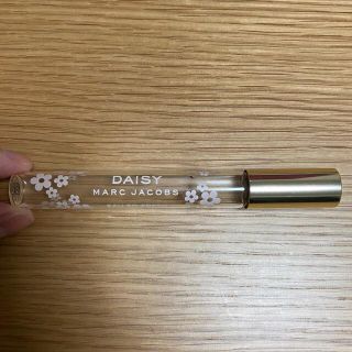 マークジェイコブス(MARC JACOBS)のDAISY MARC JACOBS EAU SO FRESH 香水　パフューム(香水(女性用))