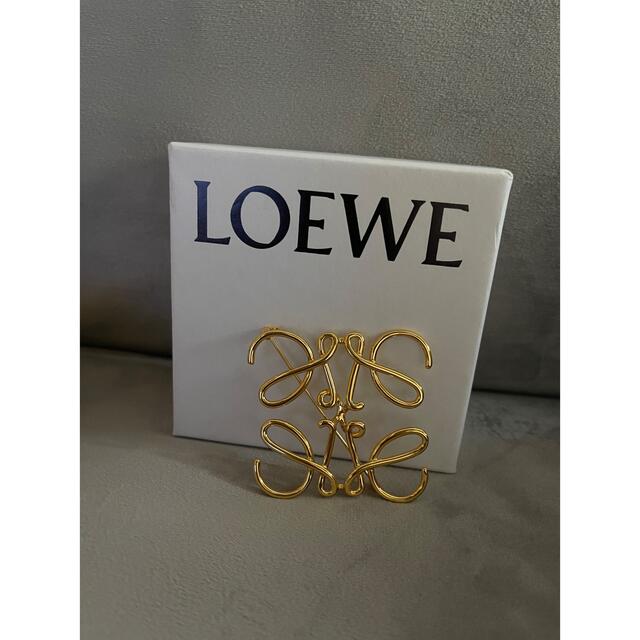 loewe ロエベ　ゴールド　ブローチ