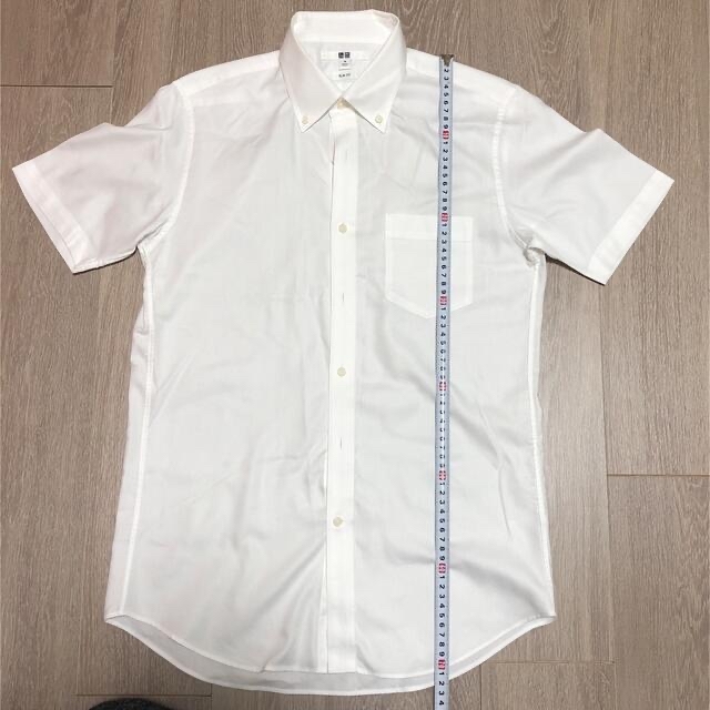 UNIQLO(ユニクロ)の2枚で1800円　ユニクロ/ワイシャツ/SLIM FIT/半袖 メンズのトップス(シャツ)の商品写真