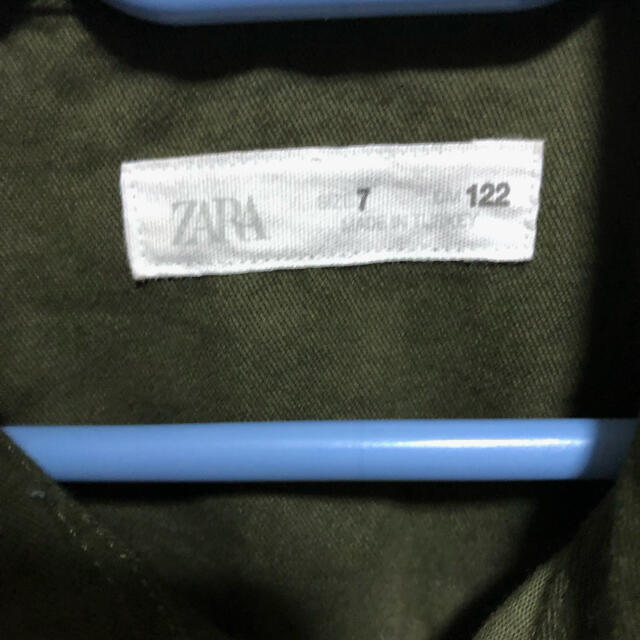 ZARA(ザラ)のザラ122サイズ(^^)1960 キッズ/ベビー/マタニティのキッズ服男の子用(90cm~)(ジャケット/上着)の商品写真