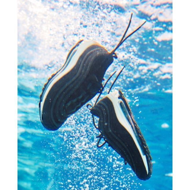 NIKE(ナイキ)の23.5cm ナイキ エアマックス97 ブラック ホワイト 新品 レディースの靴/シューズ(スニーカー)の商品写真