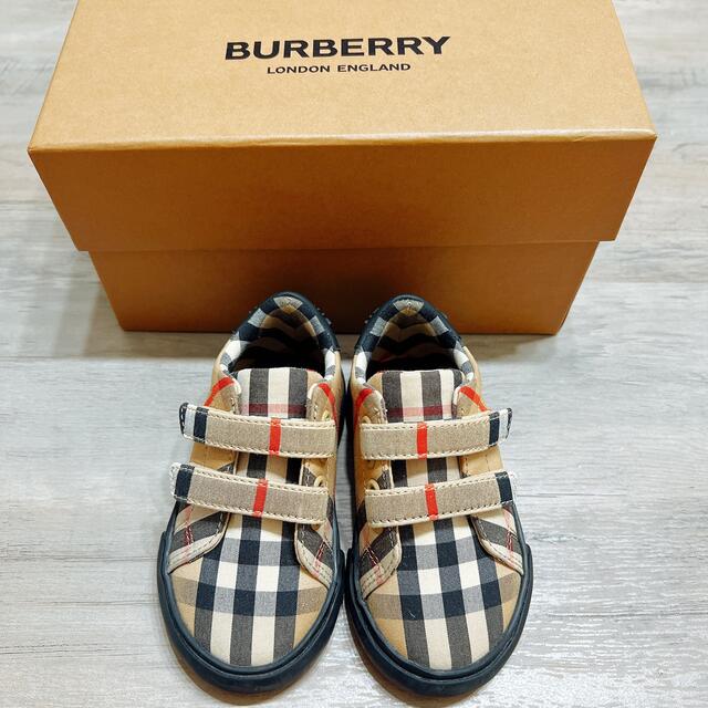 BURBERRY(バーバリー)のバーバリー　シューズ キッズ/ベビー/マタニティのベビー靴/シューズ(~14cm)(スニーカー)の商品写真