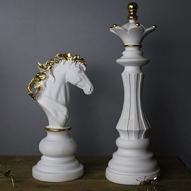 チェスの駒　ホワイト　３個セット 2