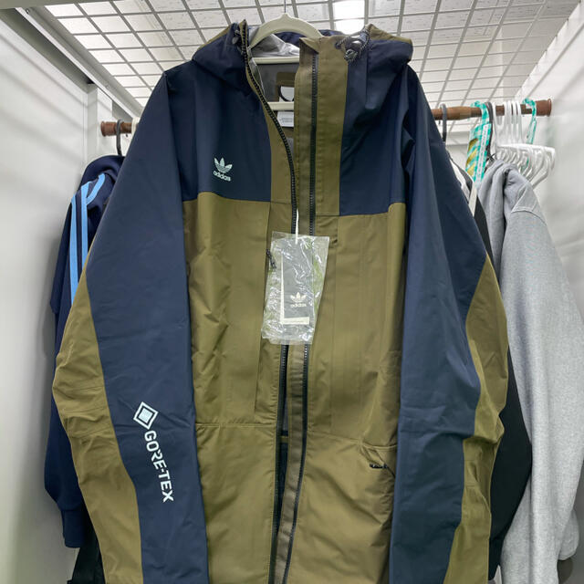 adidas originals マウンテンパーカー XL 冬服のためSALE