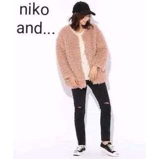 ニコアンド(niko and...)のniko and...　ニコアンド　クルクルヘアファーショートコート　新品(その他)