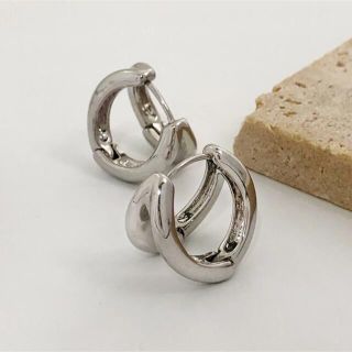 ビューティアンドユースユナイテッドアローズ(BEAUTY&YOUTH UNITED ARROWS)のDouble line silver hoop pierce No.743(ピアス)